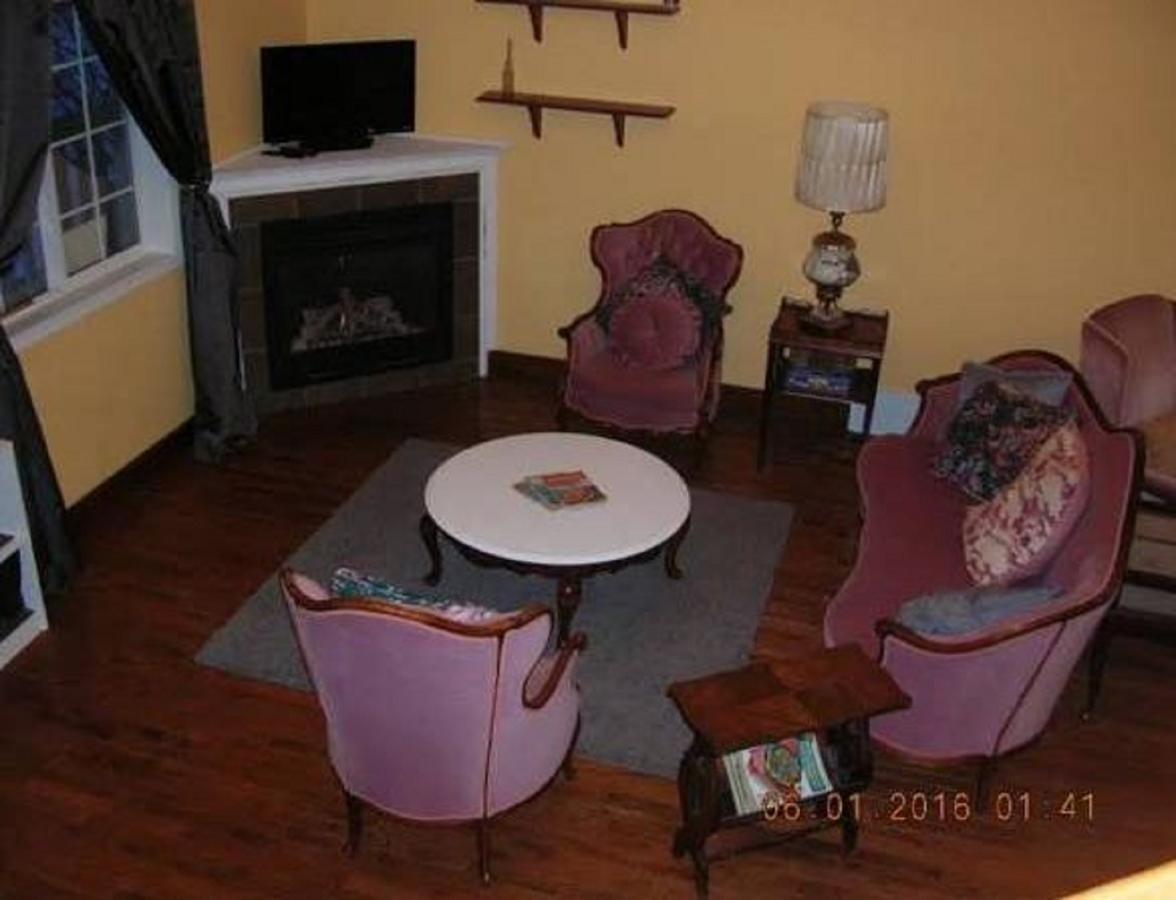 Mccracken Country Inn Hinton Ngoại thất bức ảnh